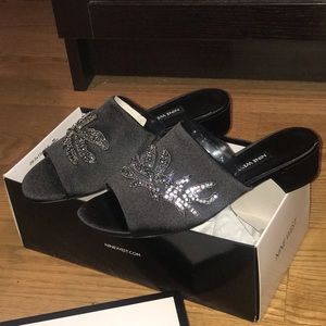 Nine West NIB Roseanne Slides 7.5 Brand New